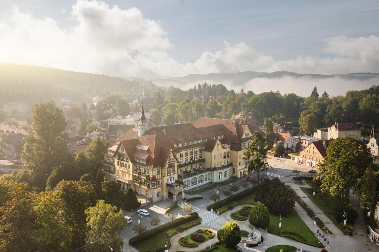 Polonia Hotel กูโดวาสโดรยจ์ ภายนอก รูปภาพ
